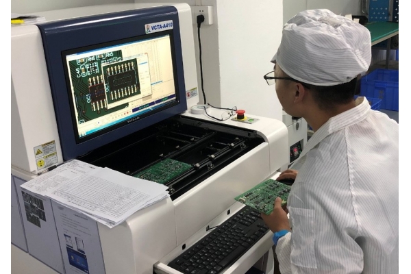 smt貼片產品在加工中導通孔與焊盤距離